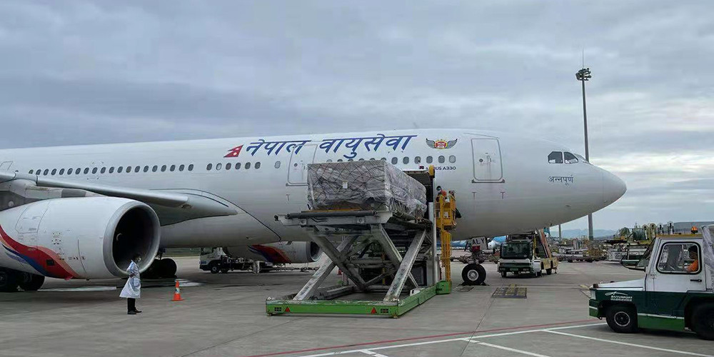 हवाई इन्धनको मूल्य घटेसँगै निगमले घटायो उडान भाडा